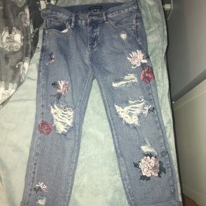 Kendall and Kylie Boyfriend Jeans